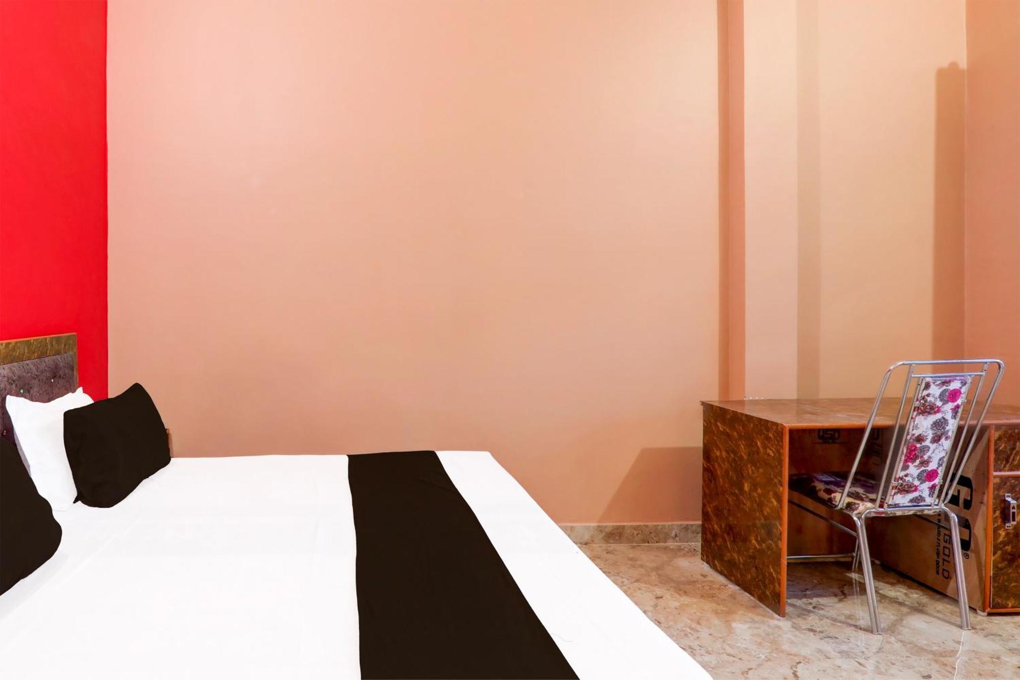 Hotel O Kashvi Hotel Sitapur  Экстерьер фото