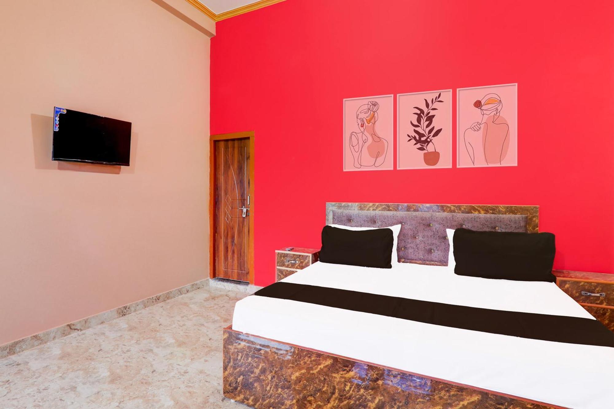 Hotel O Kashvi Hotel Sitapur  Экстерьер фото