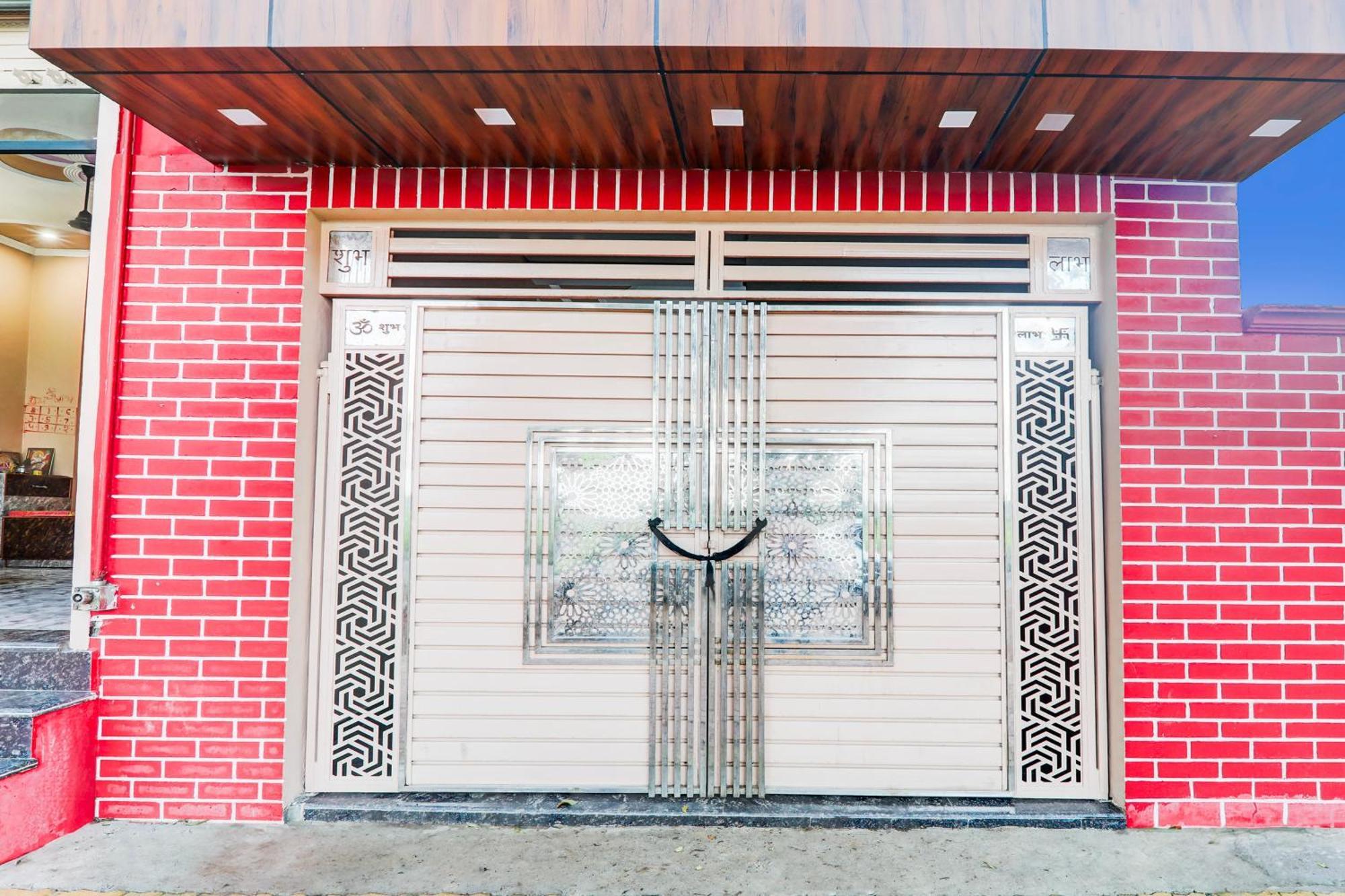 Hotel O Kashvi Hotel Sitapur  Экстерьер фото